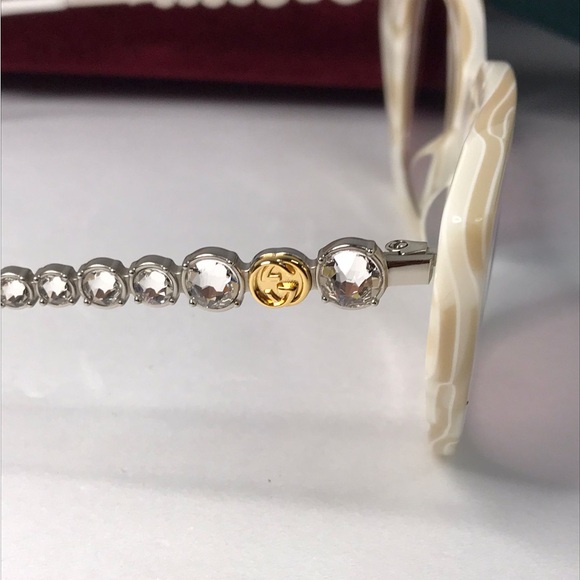 New Authentic GUCCI Crystal Embellished Cat Eye GG0641S Sunglasses White - Picture 12 of 15